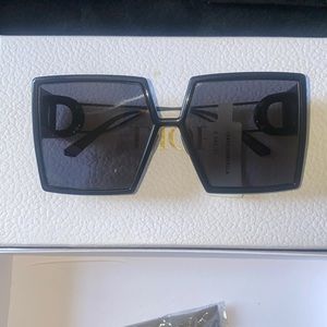 Christian Dior 30MONTAIGNE Glasses/Shades